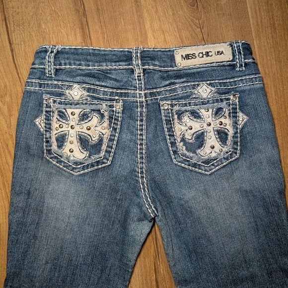 Miss Chic USA Capri Embellished Jeans size 9 - Picture 5 of 8